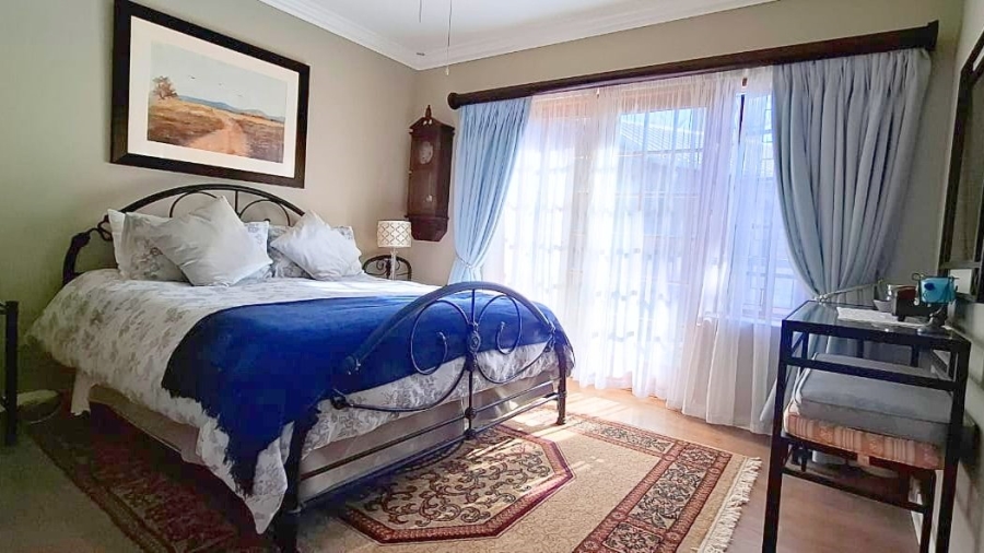4 Bedroom Property for Sale in Lower Robberg Western Cape